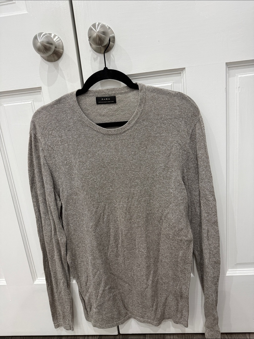 Zara Men’s Long-Sleeve Crew Neck Shirt — Heather Gray